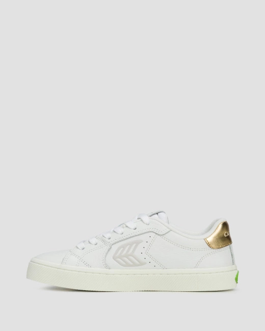 Buty damskie Cariuma Salvas White Premium Leather Ice Logo Metallic Gold Sneaker