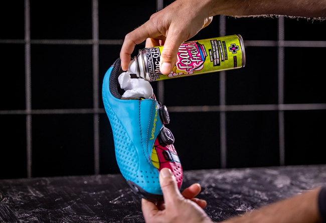 Muc-off pianka do czyszczenia butów/kasków Foam fresh 250ml.