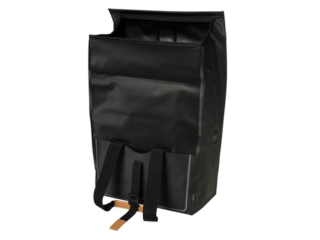 Sakwa miejska pojedyncza BASIL URBAN DRY SHOPPER 20L, mocowanie na haki Hook-On System, wodoodporny poliester, czarna