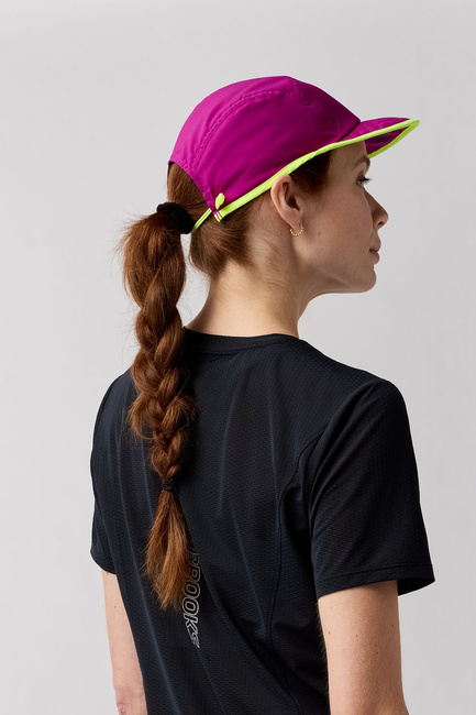 Czapka do biegania z daszkiem Lightweight packable hat 2.0 różowa zwijalna lekka uniseks