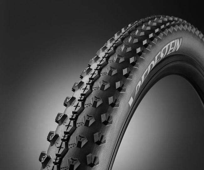 Opona mtb VREDESTEIN BLACK PANTHER HEAVY DUTY 29x2.20 (55-622) TUBELESS READY TPI120 730g zwijana czarna