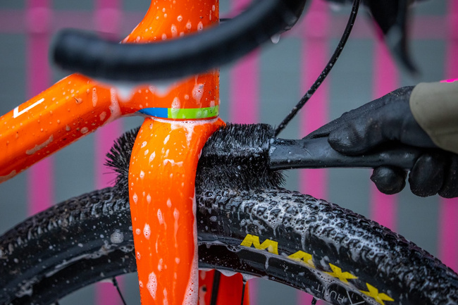 Muc-off Szczotka Do Kół I Komponentów Individual Wheel & Component Brush